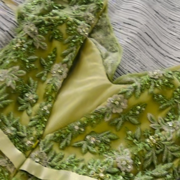 ANDREA & LEO A0984S - Picture 9 of 9